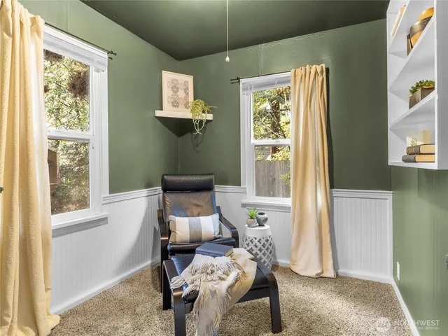 $399,999 | 735 Northeast McWilliams Road, Bremerton, WA 98311