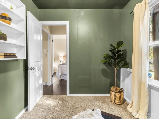 $399,999 | 735 Northeast McWilliams Road, Bremerton, WA 98311