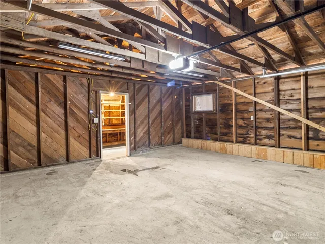 $399,999 | 735 Northeast McWilliams Road, Bremerton, WA 98311