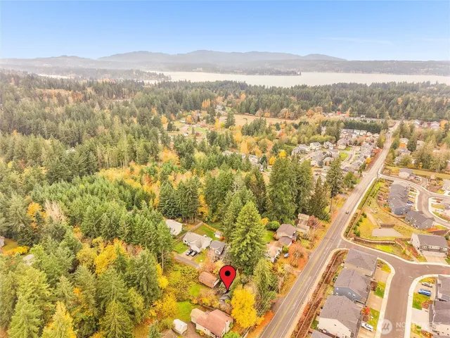 $399,999 | 735 Northeast McWilliams Road, Bremerton, WA 98311