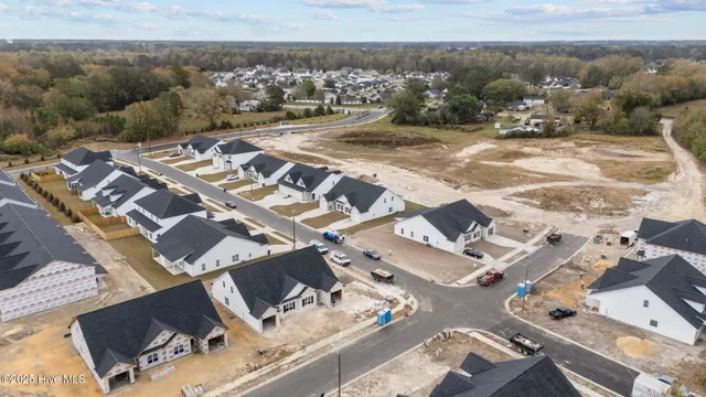 $297,500 | 2028 Dartford Drive, Unit B, Greenville, NC 27834