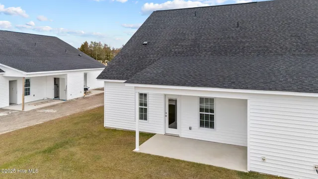 $297,500 | 2028 Dartford Drive, Unit B, Greenville, NC 27834