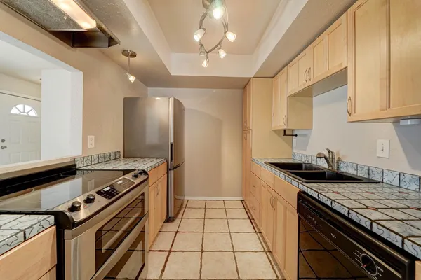 $1,850 | 1032 East Michelle Drive, Phoenix, AZ 85022