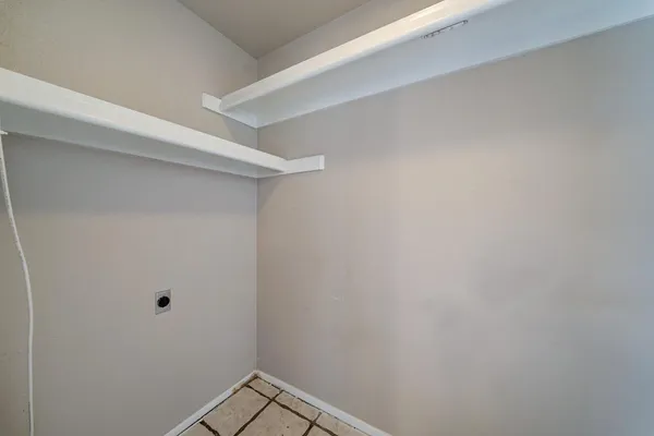 $1,699 | 1032 East Michelle Drive, Phoenix, AZ 85022