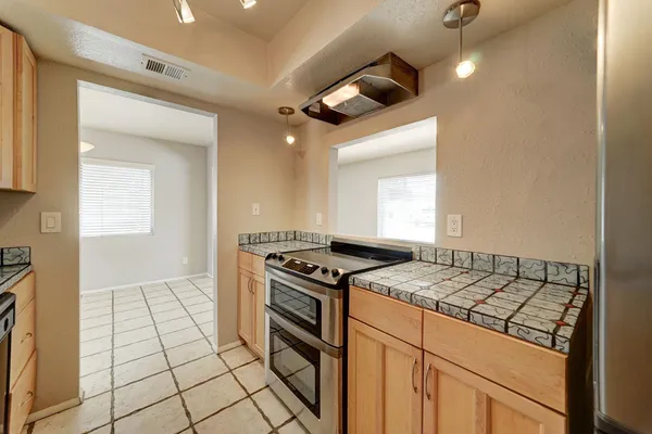 $1,850 | 1032 East Michelle Drive, Phoenix, AZ 85022