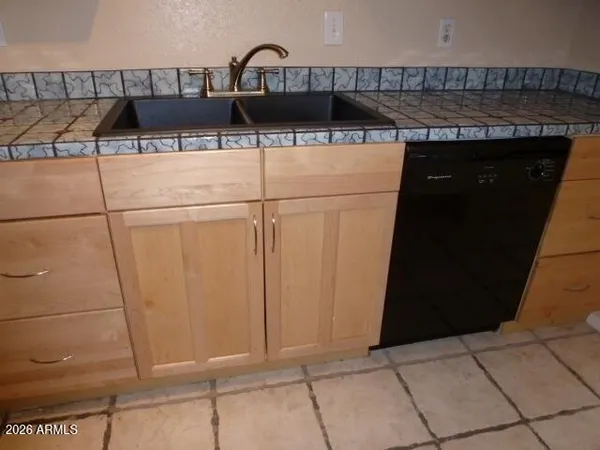 $1,850 | 1032 East Michelle Drive, Phoenix, AZ 85022