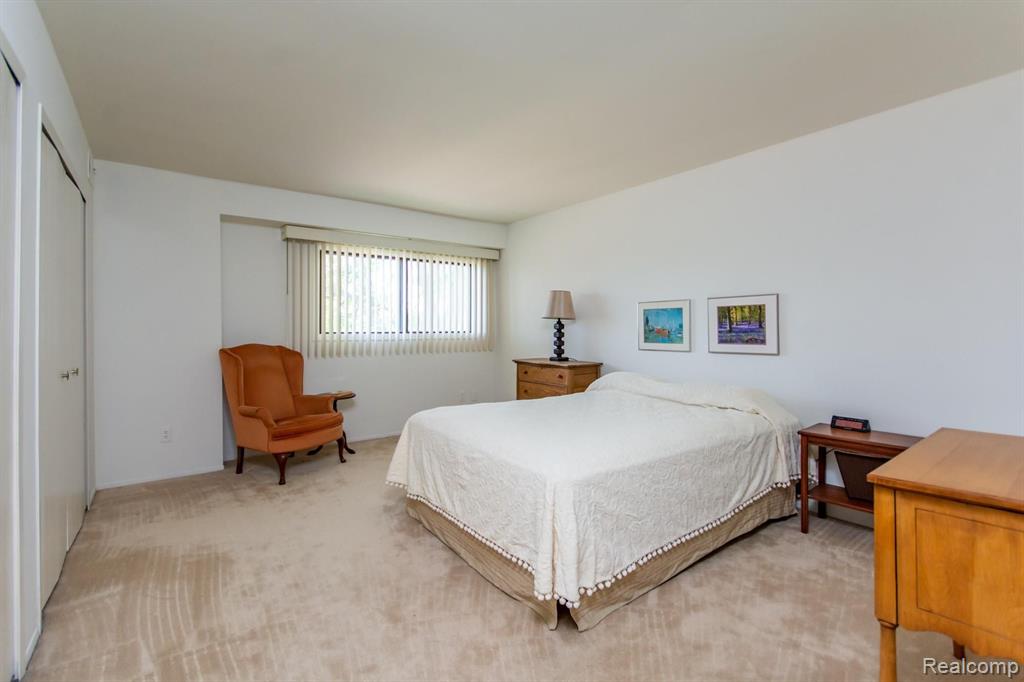 30445 West 14 Mile Road, Unit 67 Farmington Hills, MI 48334 - Photo 10 of 16