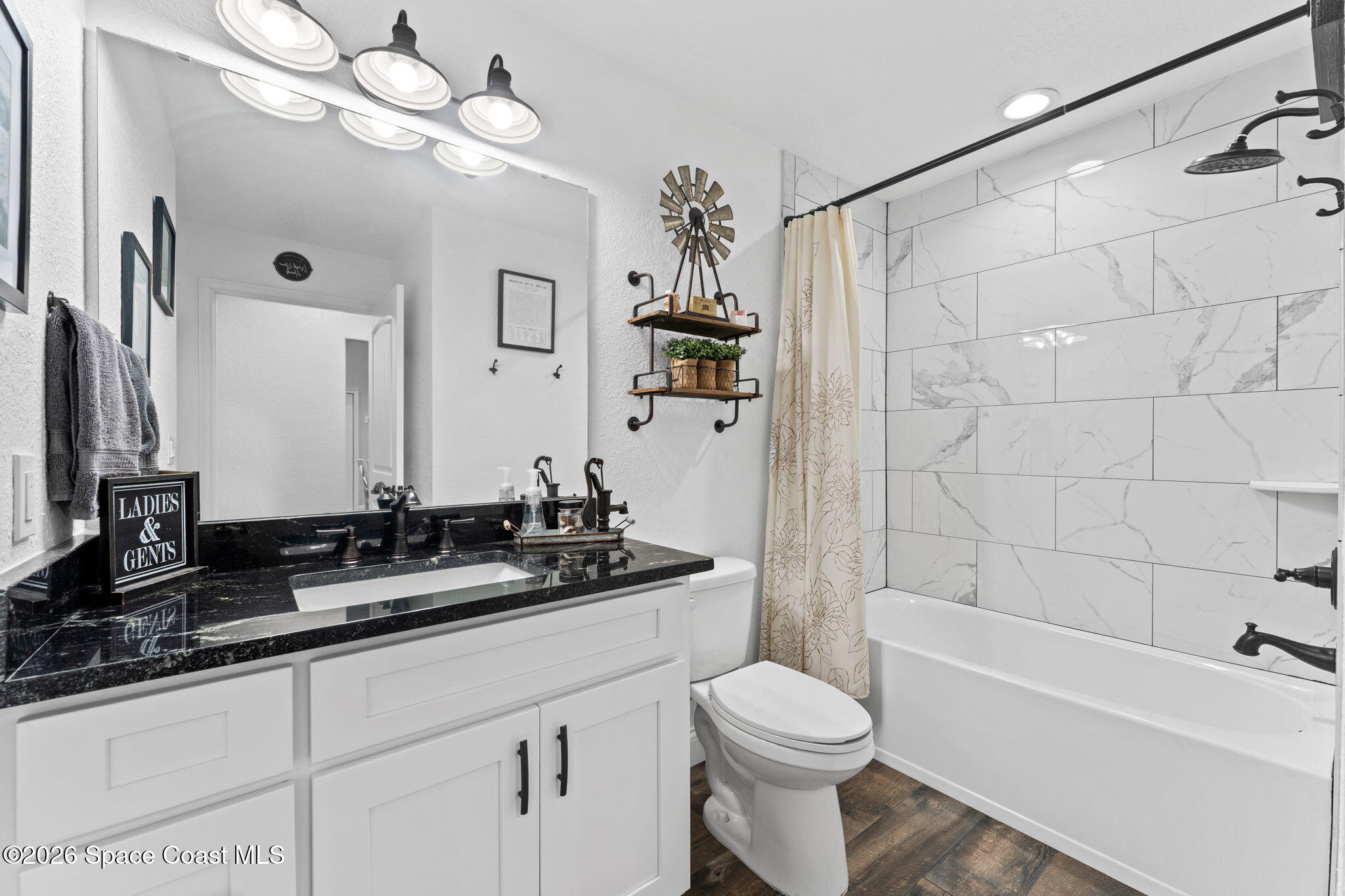 3760 Montgomery Road Mims, FL 32754 - Photo 31 of 46 guest bathroom