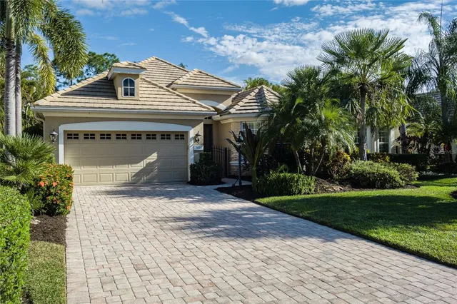 $677,000 | 7431 Edenmore Street, Lakewood Ranch, FL 34202