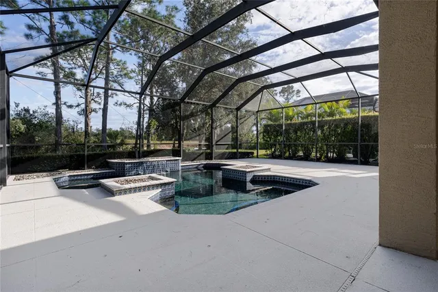 $677,000 | 7431 Edenmore Street, Lakewood Ranch, FL 34202