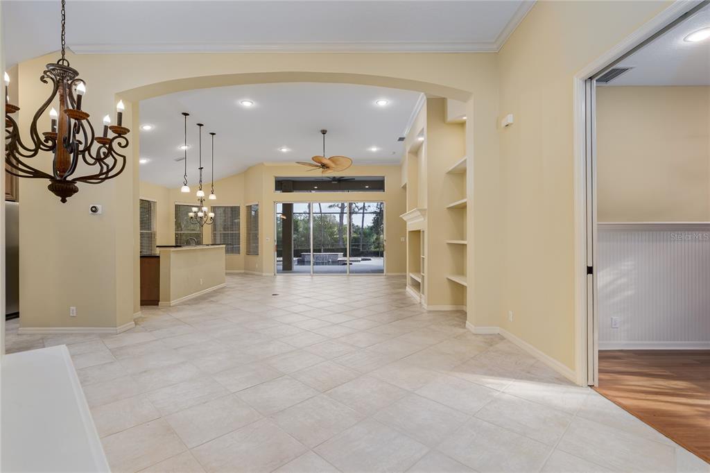 7431 Edenmore Street Lakewood Ranch, FL 34202 - Photo 4 of 41