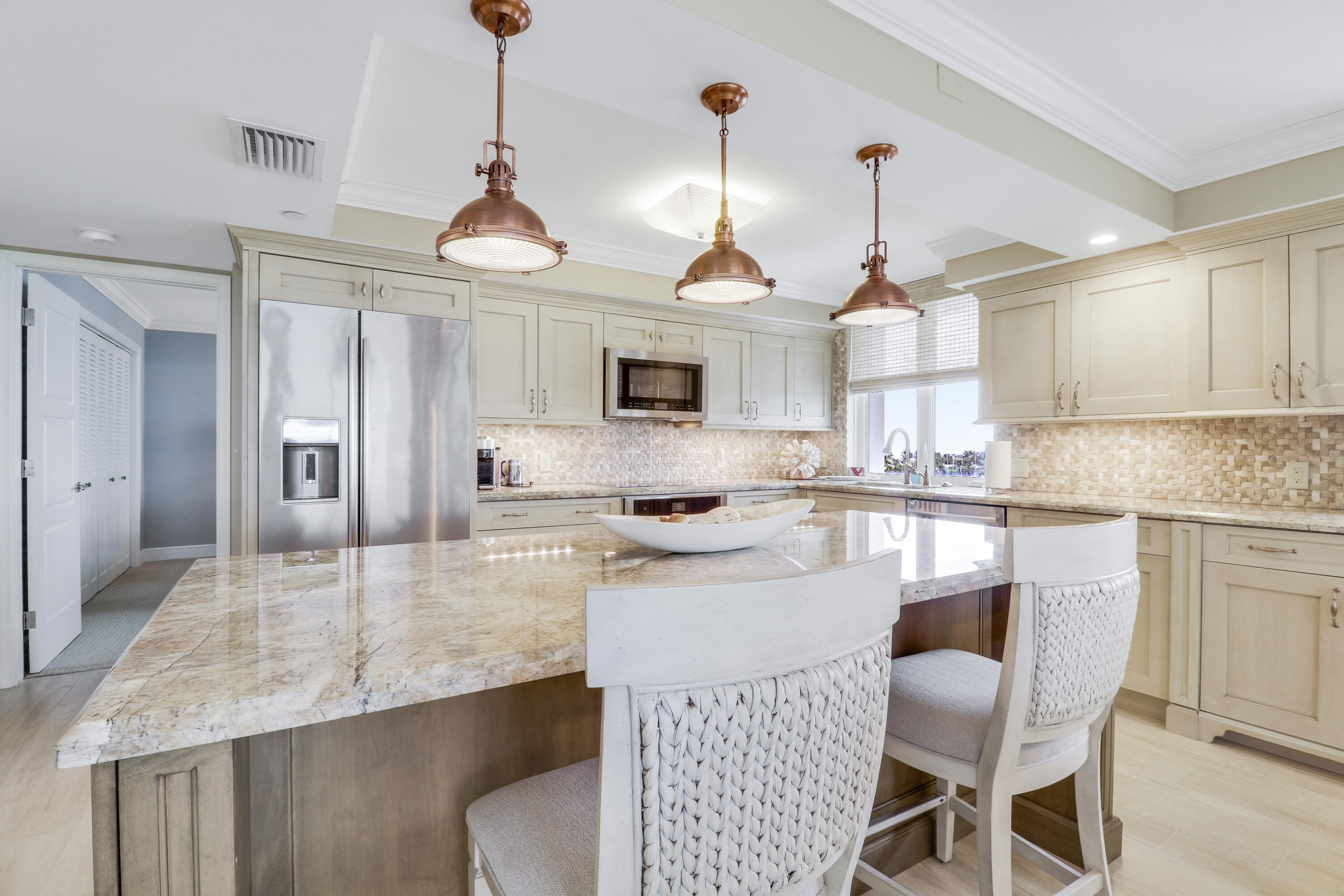 375 South Beach Road, Unit 803 Tequesta, FL 33469 - Photo 5 of 43 kitchen