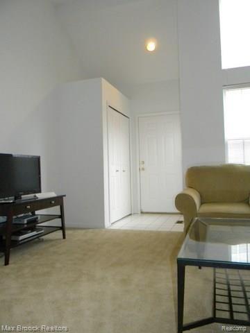 1457 Chesapeake Road Royal Oak, MI 48067 - Photo 4 of 23