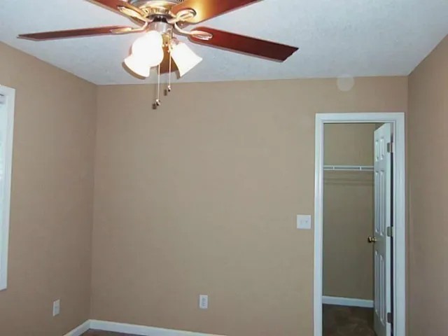 $2,300 | 2603 Lone Oak Trail, Kennesaw, GA 30144