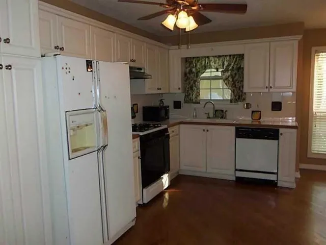 $2,400 | 2603 Lone Oak Trail, Kennesaw, GA 30144