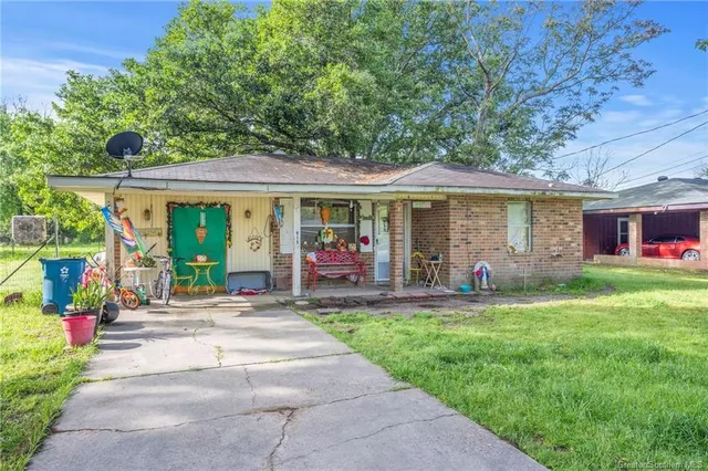 $79,999 | 915 McKinley Street, Jennings, LA 70546