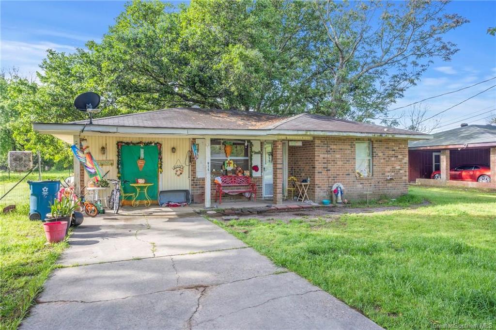 915 McKinley Street Jennings, LA 70546 - Photo 3 of 13