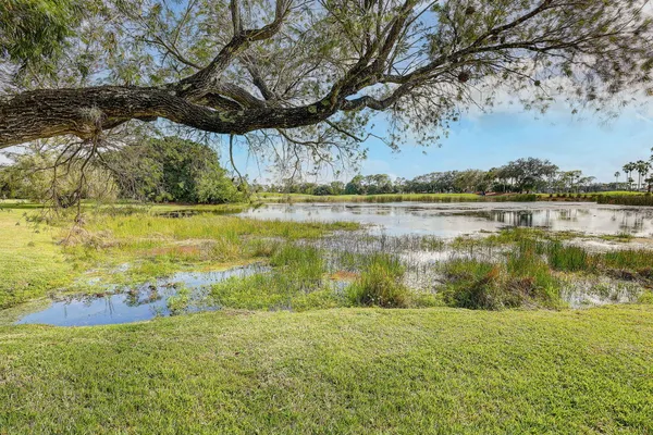 $3,950 | 334 Brackenwood Circle, Palm Beach Gardens, FL 33418