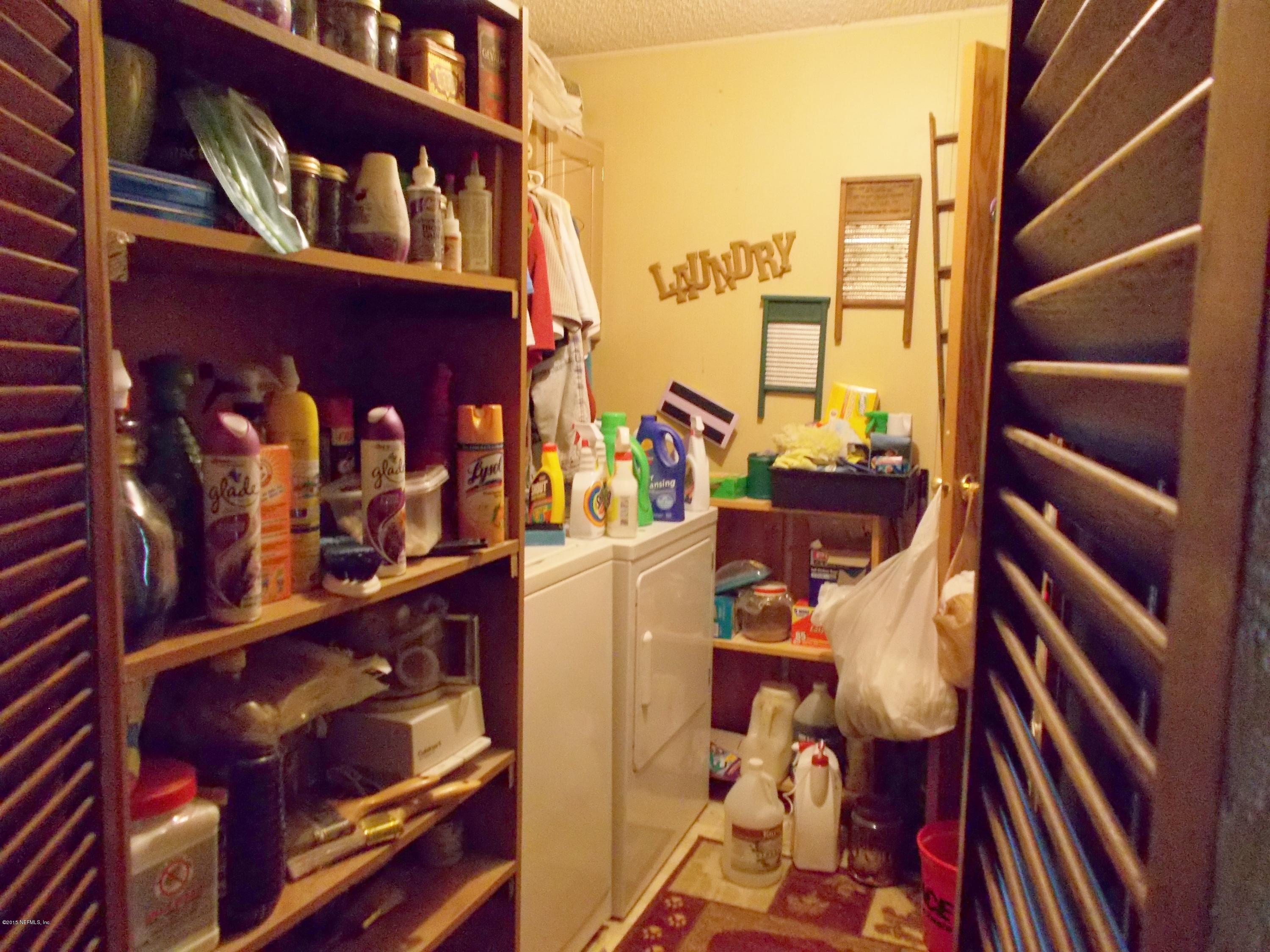 113 Palmetto Road Georgetown, FL 32139 - Photo 19 of 45 Laundry room