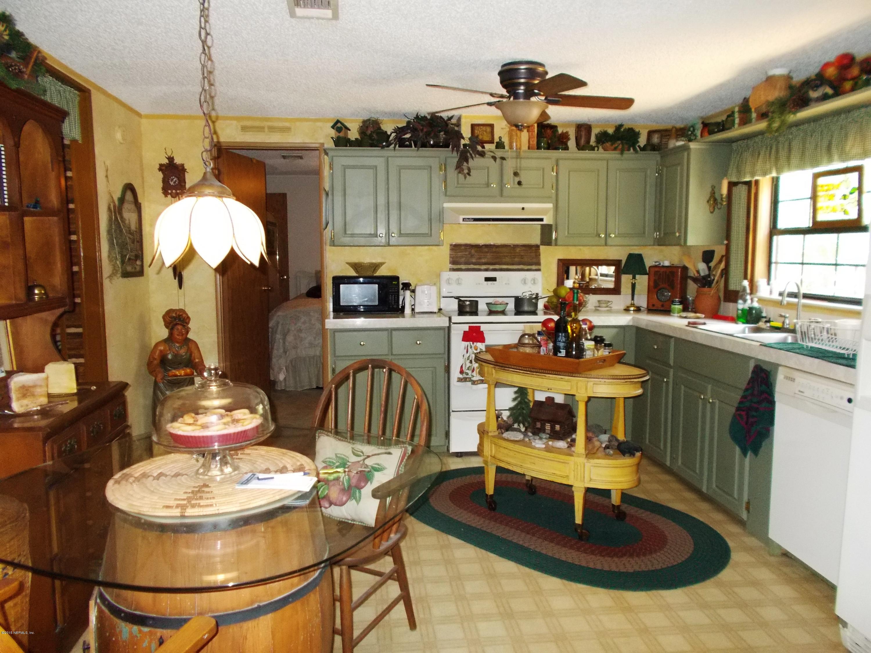 113 Palmetto Road Georgetown, FL 32139 - Photo 25 of 45 Kitchen view 4