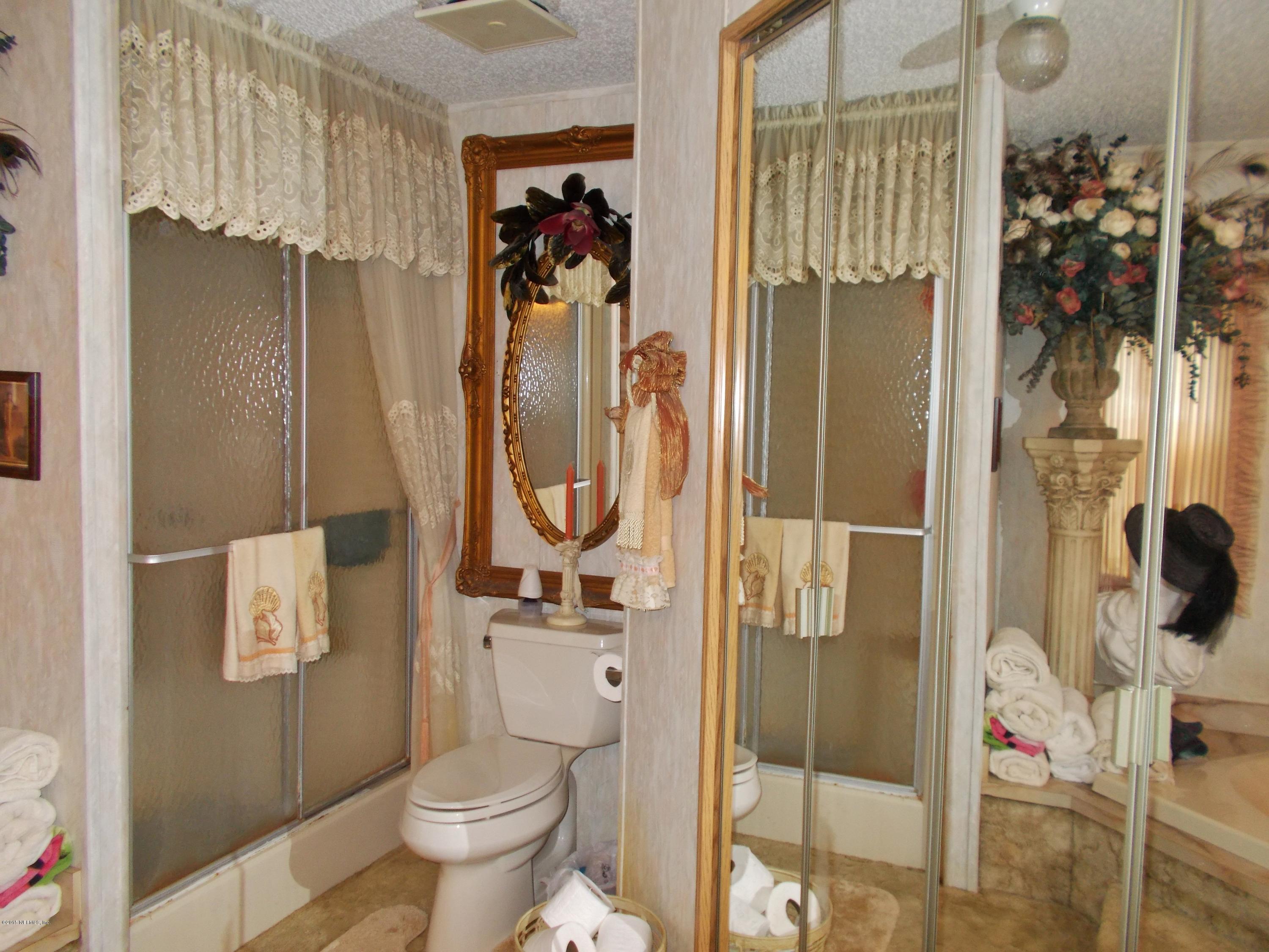 113 Palmetto Road Georgetown, FL 32139 - Photo 44 of 45 Master bath view 2