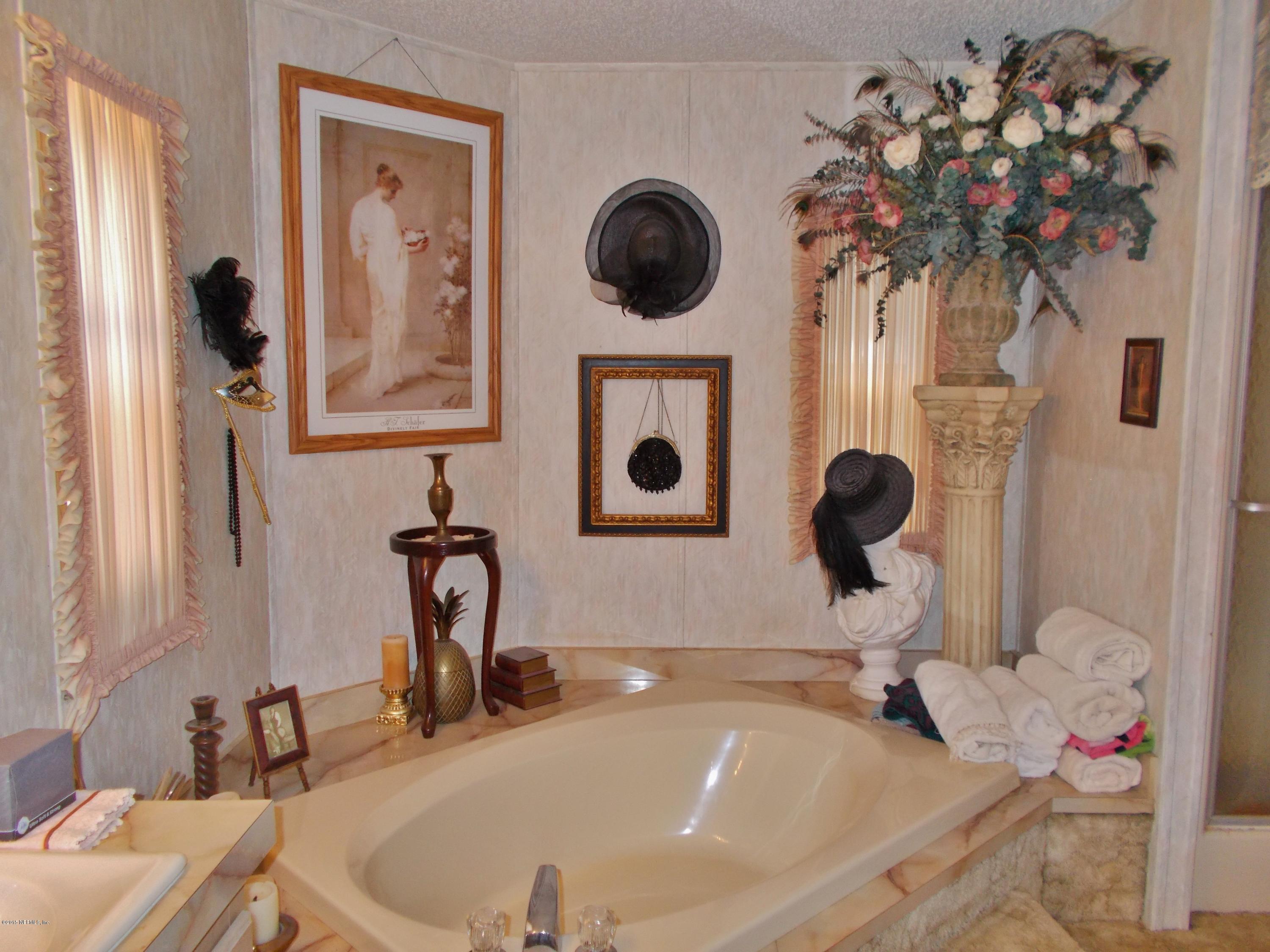 113 Palmetto Road Georgetown, FL 32139 - Photo 45 of 45 Master bath view 3