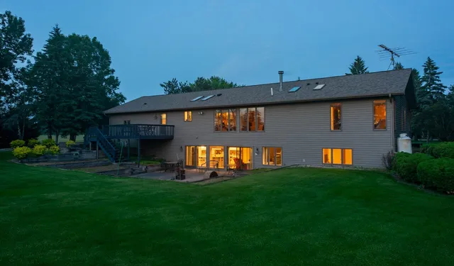 $490,000 | 602 East Wheeler Drive, Plainfield, WI 54966