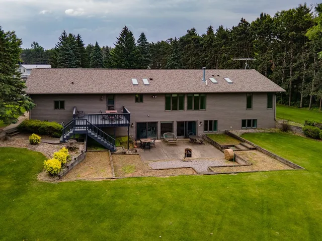 $490,000 | 602 East Wheeler Drive, Plainfield, WI 54966