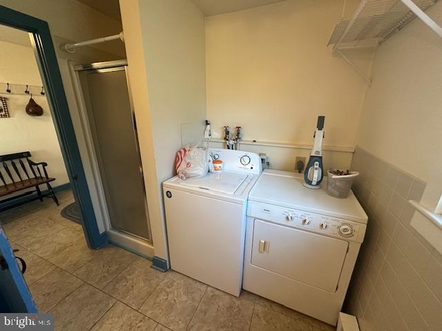 1290 Golf Course Road Birdsboro, PA 19508 - Photo 11 of 35 a utility room with dryer and washer