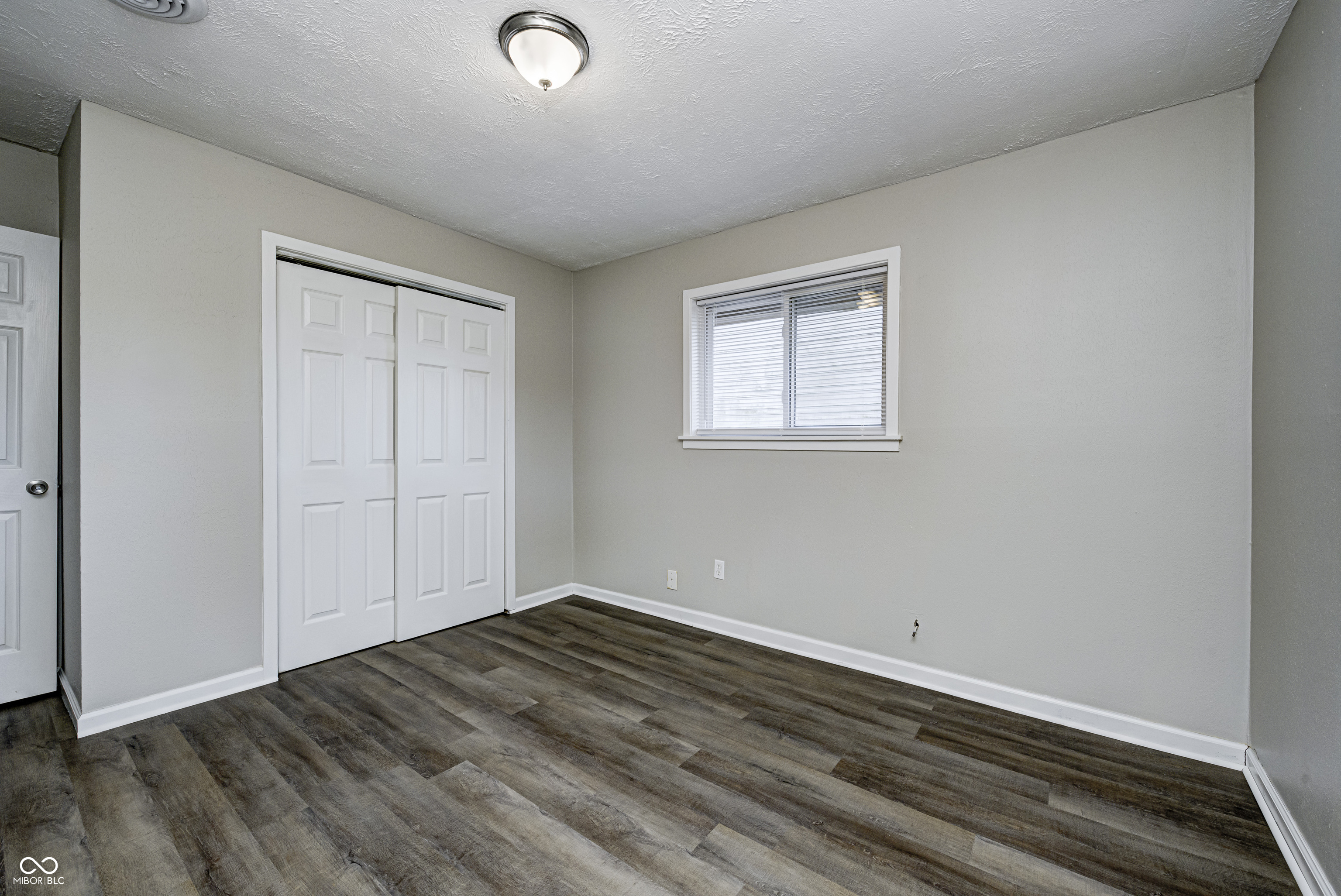 8467 Bluff Road Indianapolis, IN 46217 - Photo 11 of 18