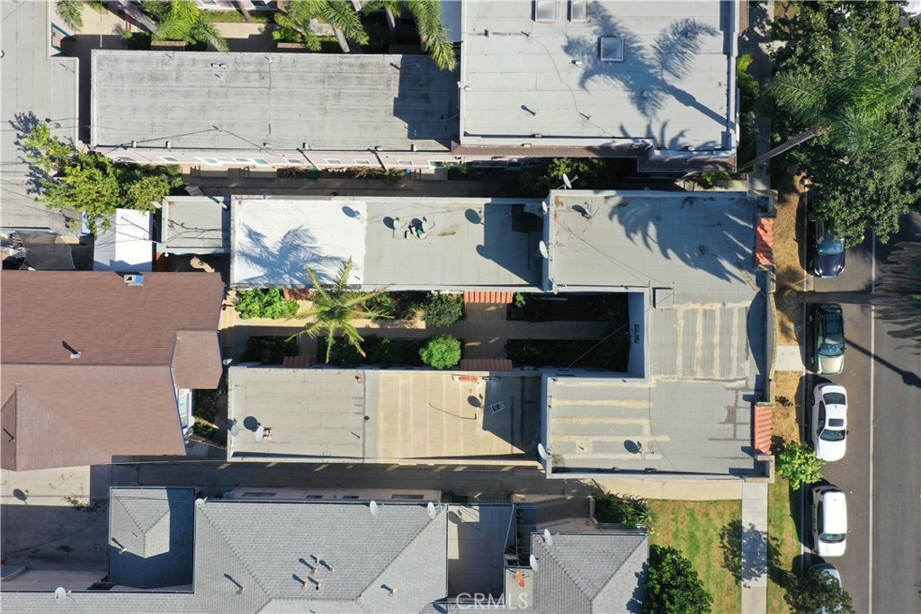 1135 East 3rd Street Long Beach, CA 90802 - Photo 16 of 16 an aerial view of residential houses with outdoor space