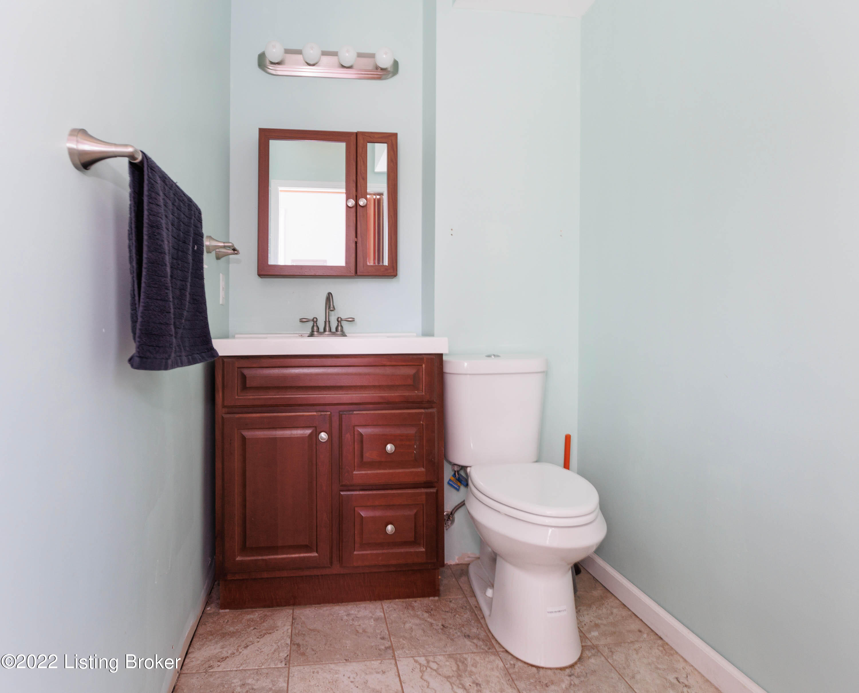 4725 Dover Road Louisville, KY 40216 - Photo 26 of 42 028
