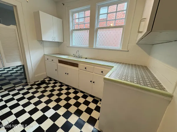 $1,495 | 3681 Hedrick Street, Unit 1, Jacksonville, FL 32205