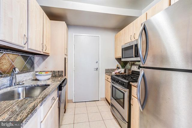 $200,000 | 3900 Tunlaw Road Northwest, Unit 412, Washington, DC 20007