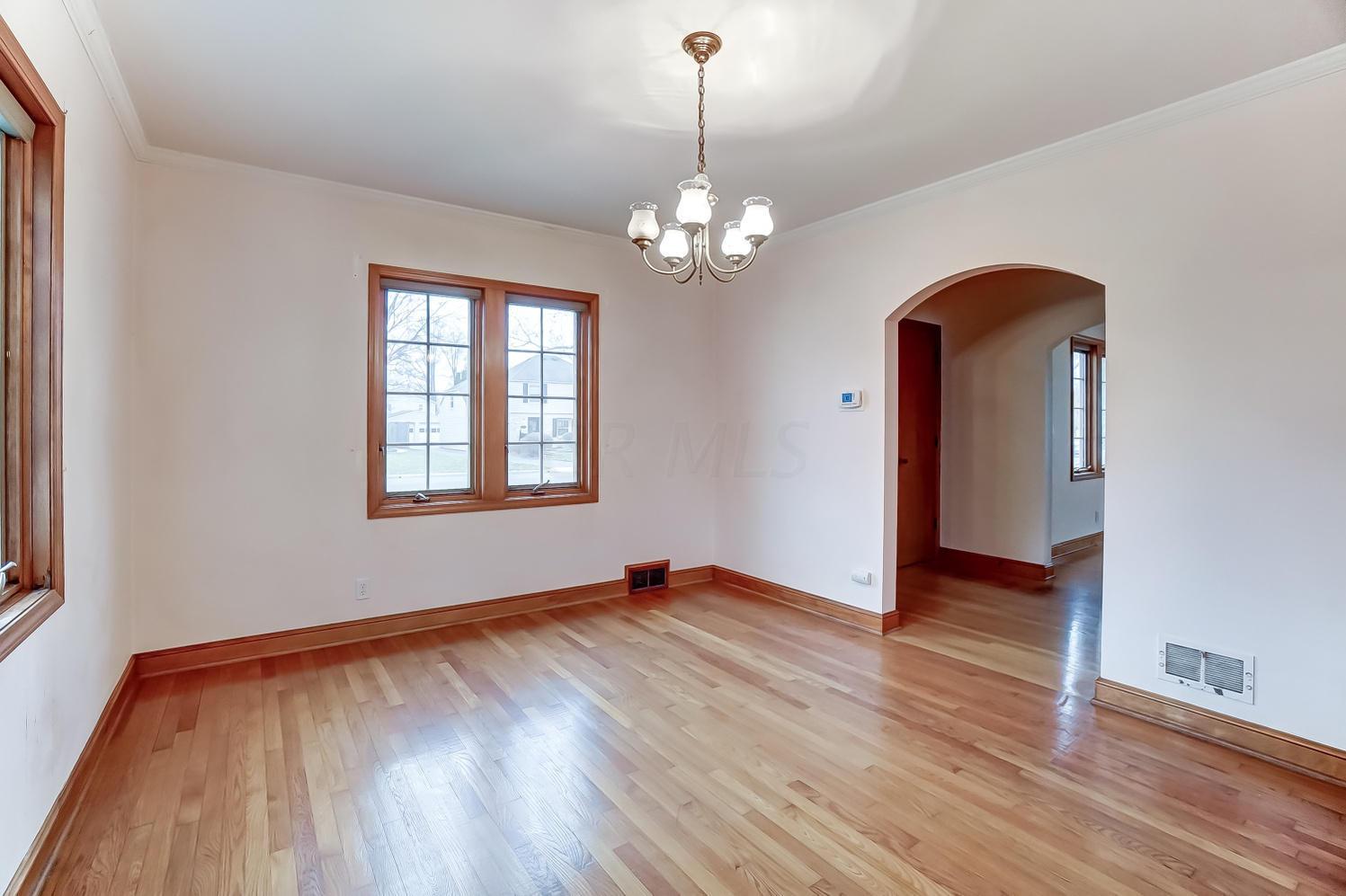 1885 Wyandotte Road Columbus, OH 43212 - Photo 13 of 44