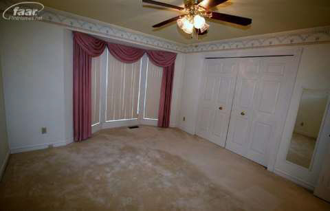 1239 Heatherwoode Road Flint, MI 48532 - Photo 36 of 59 20398158-35.JPG