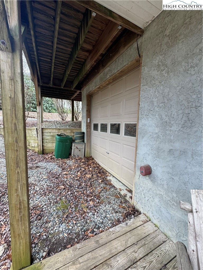 128 Hillcrest Road Newland, NC 28657 - Photo 34 of 37 a view of a back yard of the house