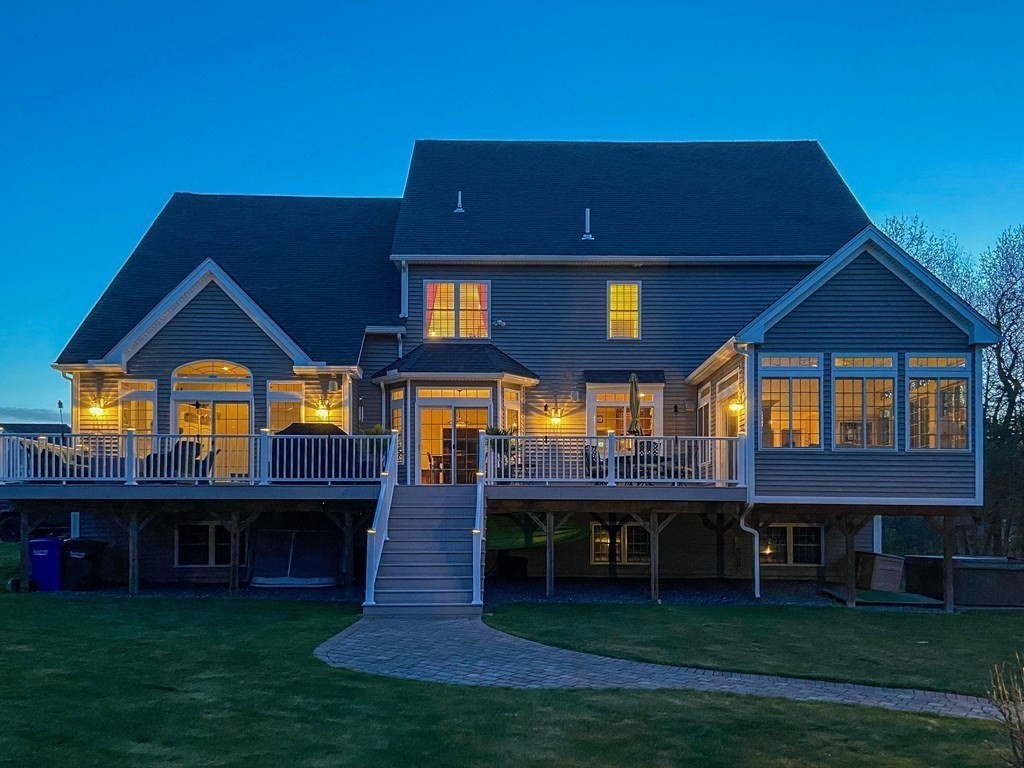 7 Connelly Hill Road Hopkinton, MA 01748 - Photo 3 of 42 Gallery Image 3