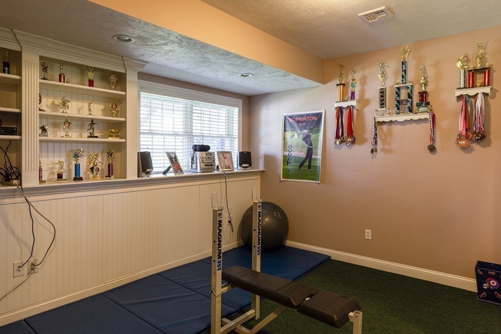 7 Connelly Hill Road Hopkinton, MA 01748 - Photo 34 of 42 Gallery Image 34