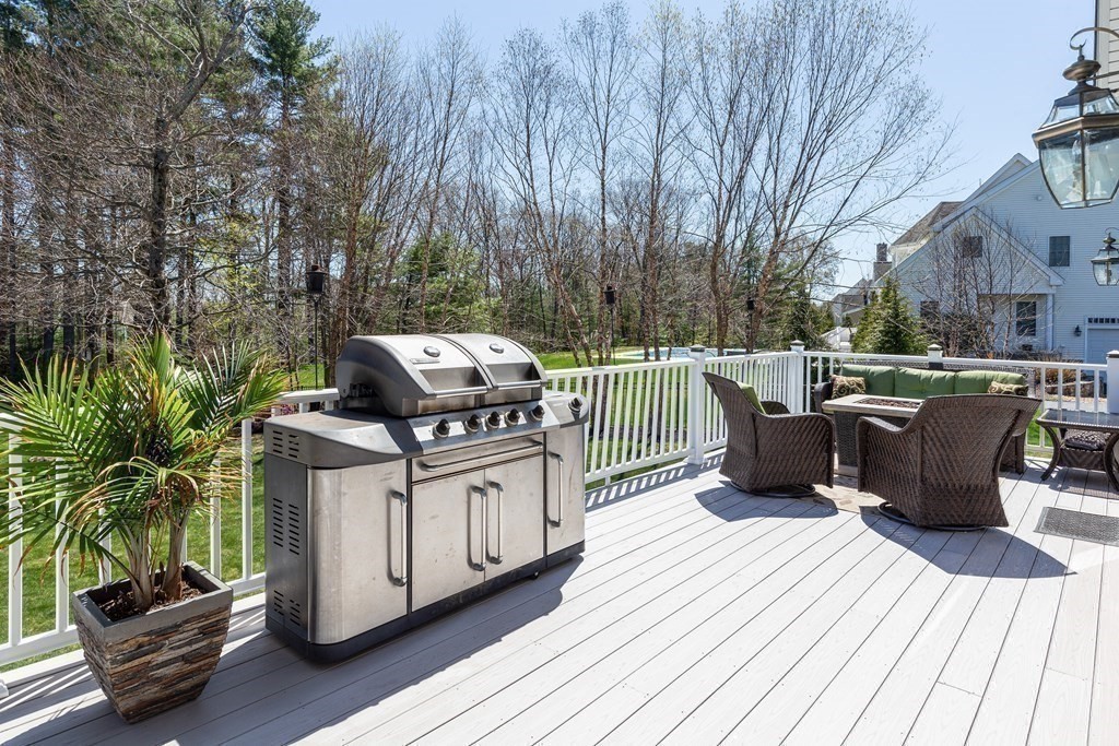 7 Connelly Hill Road Hopkinton, MA 01748 - Photo 36 of 42 Gallery Image 36