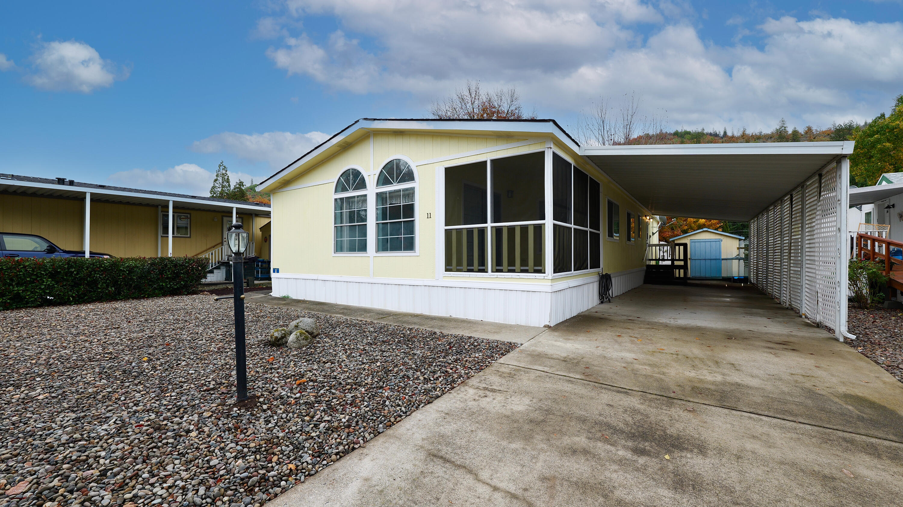 21 Brophy Way, Unit 11 Shady Cove, OR 97539 - Photo 2 of 41 Home & Carport
