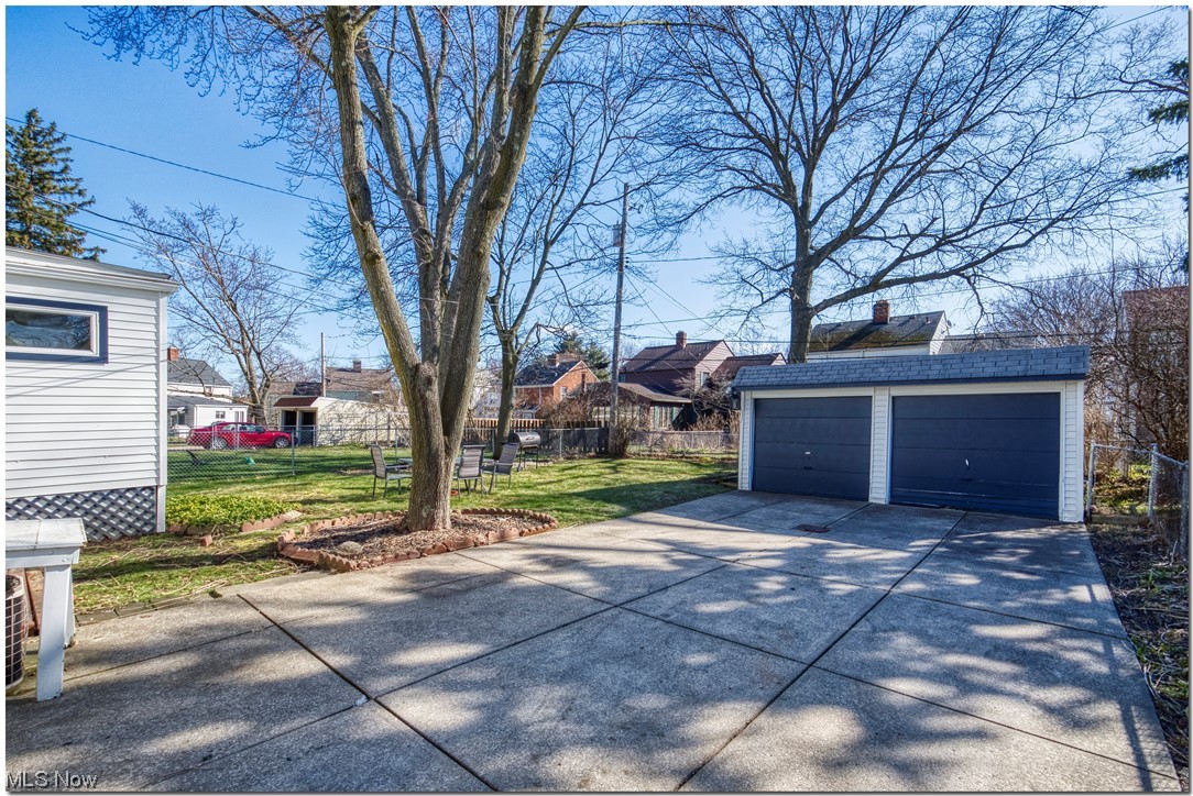 1383 Winston Road Cleveland, OH 44121 - Photo 35 of 35