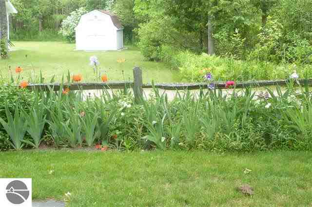 1377 River Road Beulah, MI 49617 - Photo 40 of 47 1747675-39.JPG