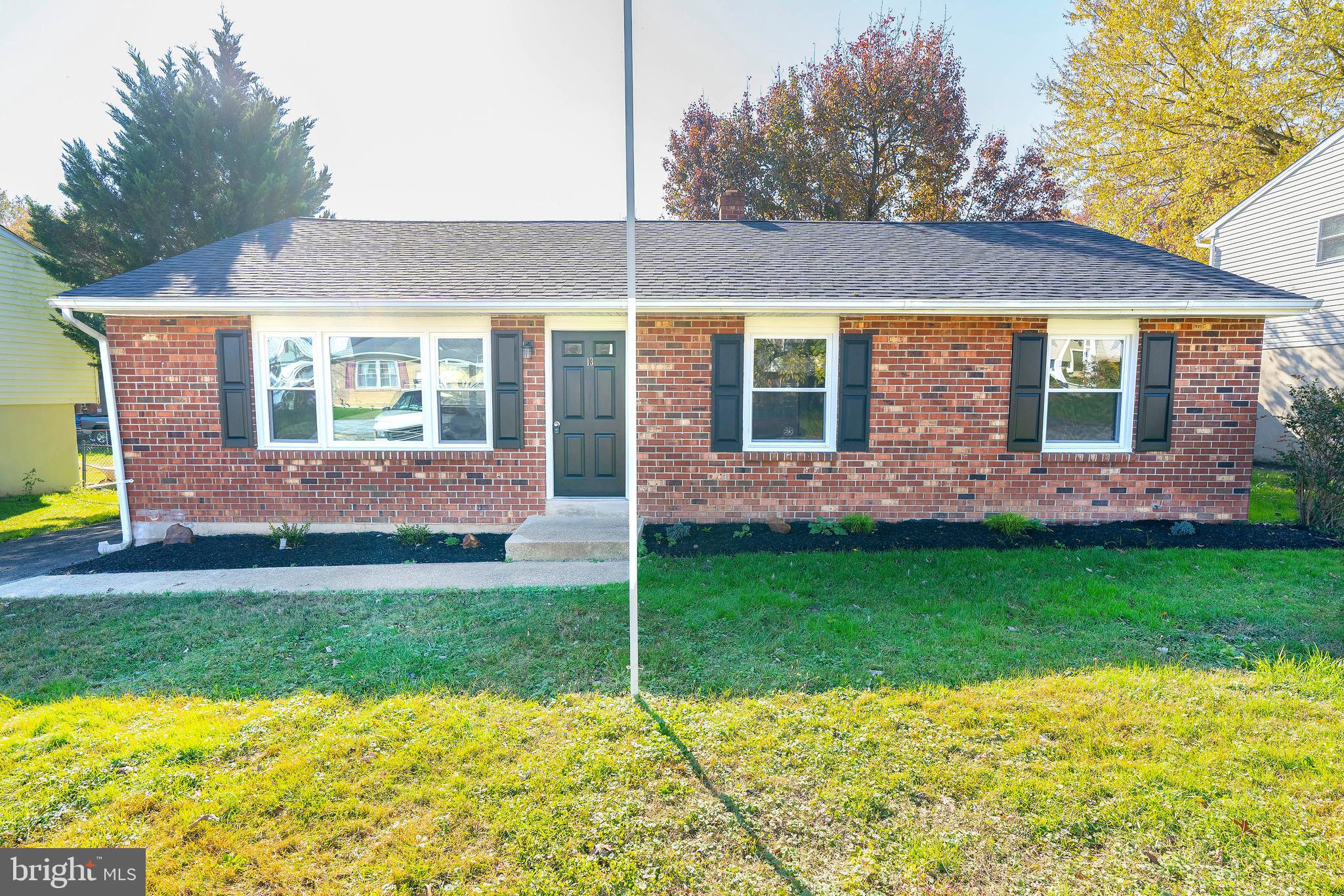 13 Yew Road Newark, DE 19702 - Photo 1 of 34 Gallery Image 1