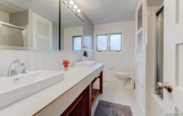 $8,000 | 20 Cherry Lane, Syosset, NY 11791