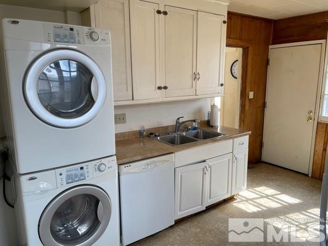 151 Vine Street Reno, NV 89503 - Photo 9 of 12 a kitchen with a washer and dryer