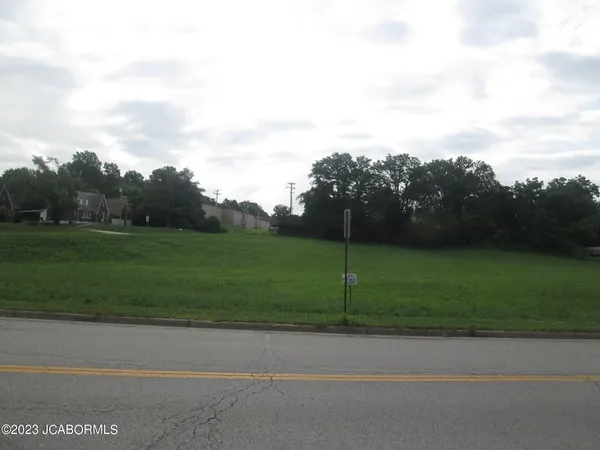 $350,000 | Tbd Tbd Eastland (lot 361) Drive, Jefferson City, MO 65101