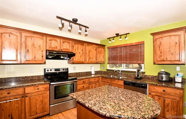 $549,900 | 14831 East Penwood Place, Aurora, CO 80015