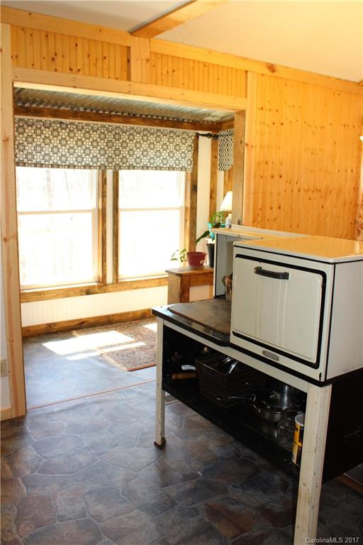 385 Judes Gap Road Mill Spring, NC 28756 - Photo 5 of 24