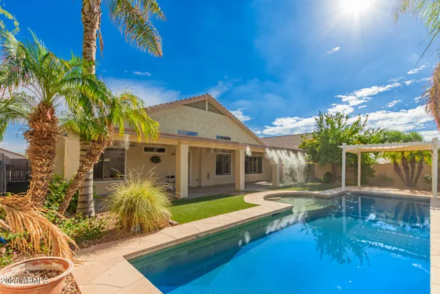 $599,000 | 462 East Pinto Drive, Gilbert, AZ 85296